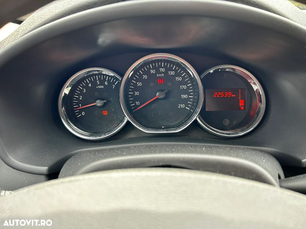 Dacia Logan 1.2 73 CP Laureate - 13