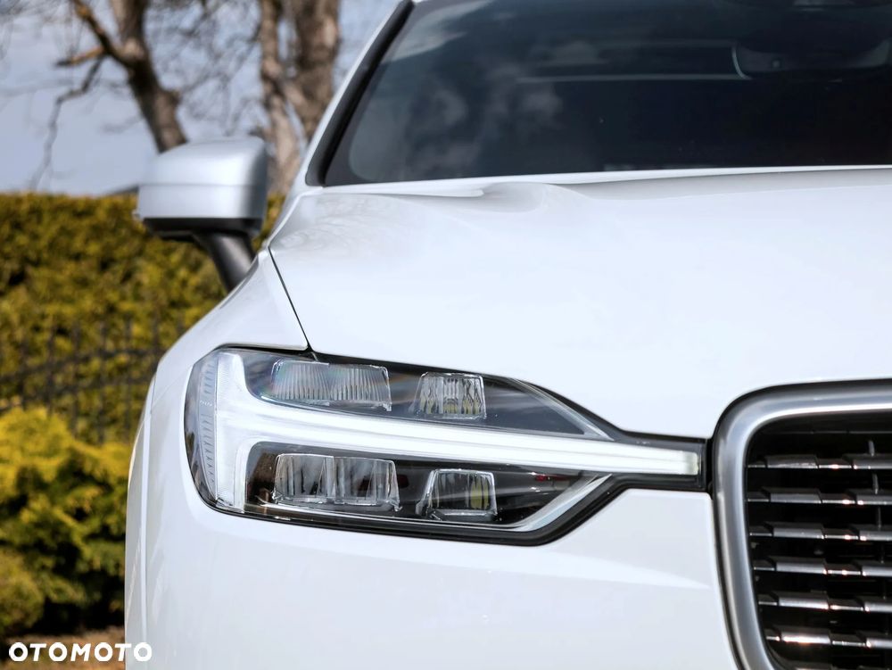 Volvo XC 60 D4 AWD Geartronic RDesign - 35