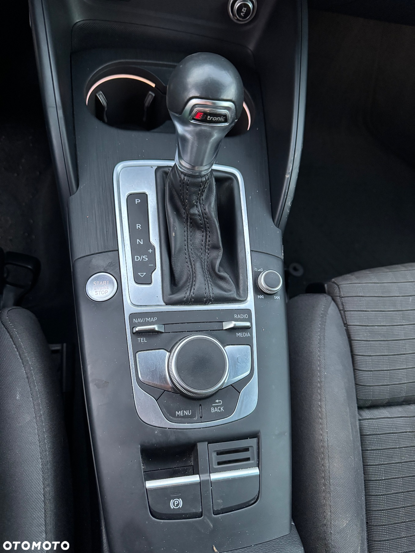 Audi A3 2.0 TDI Ambiente S tronic - 14
