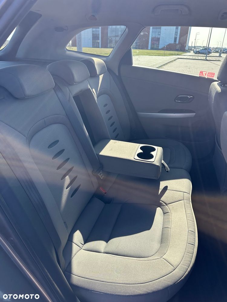 Kia Ceed 1.6 GDI L - 10