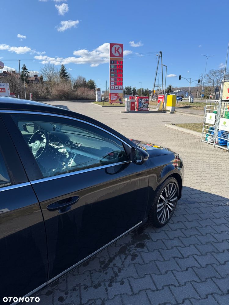 Volkswagen Passat 2.0 TDI Highline DSG - 6