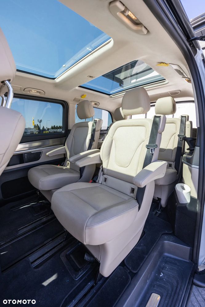 Mercedes-Benz Klasa V 300 d 4-Matic Exclusive 9G-Tronic (d³ugi) - 10