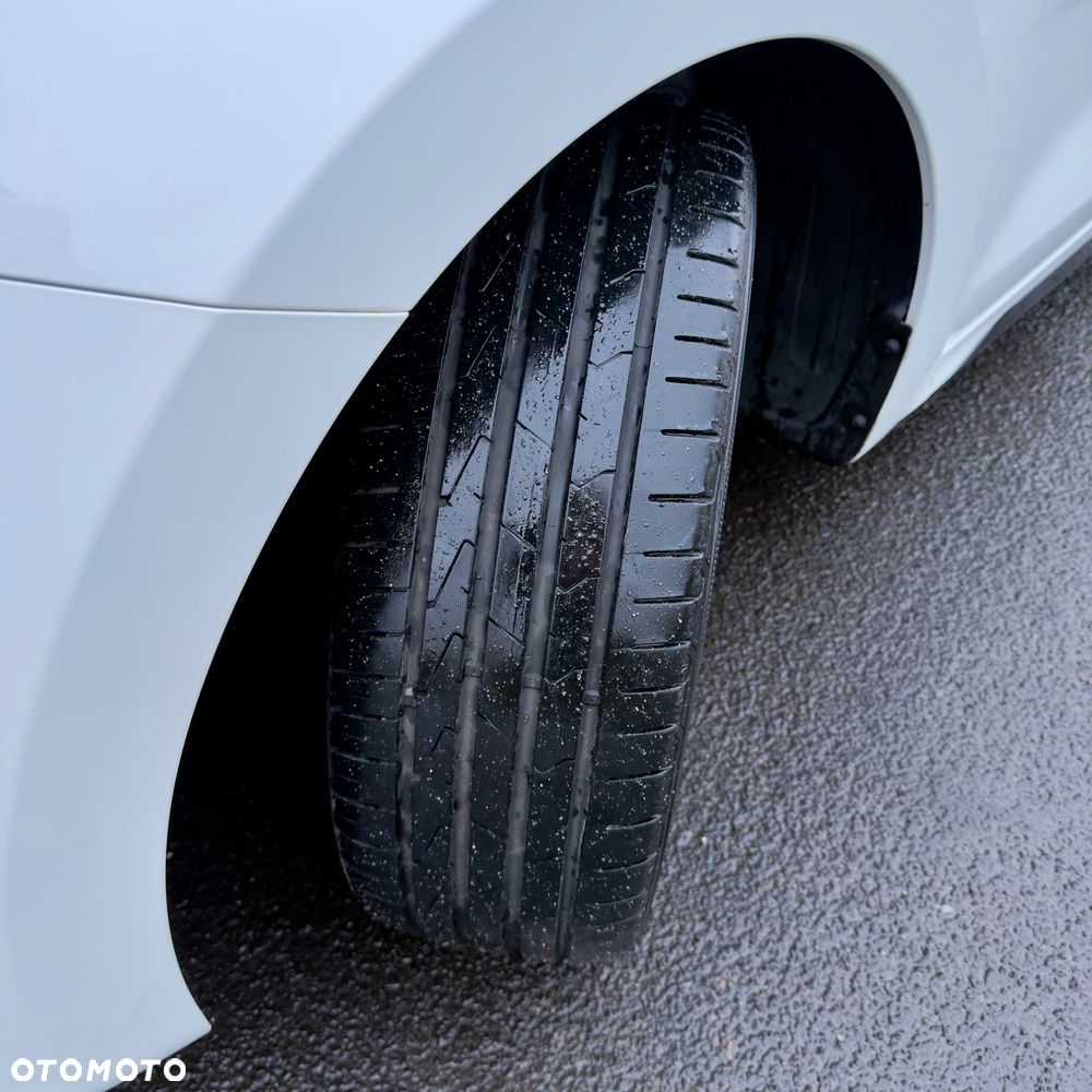 Kia Rio 1.0 T-GDI 100 Dream-Team Edition - 29