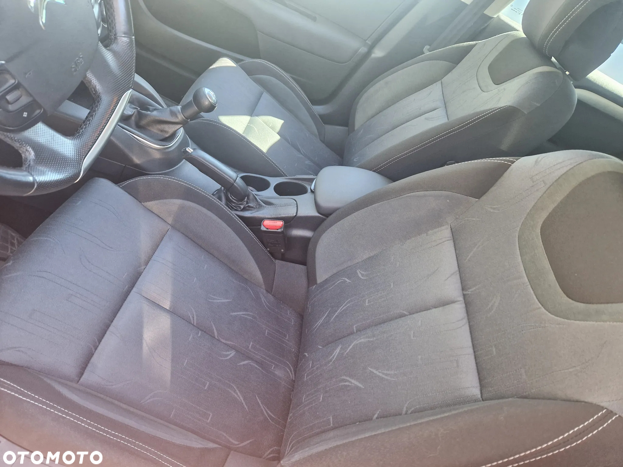 Citroën C4 1.6 VTi Equilibre - 17