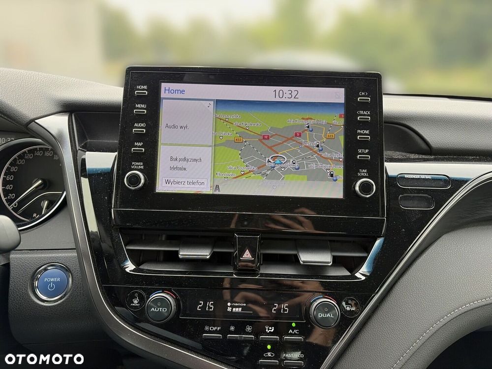 Toyota Camry 2.5 Hybrid Executive CVT - 23