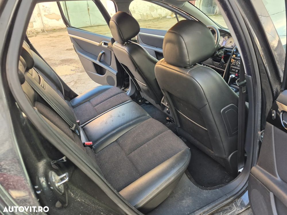 Peugeot 407 HDi 165 Automatik Business Line - 10