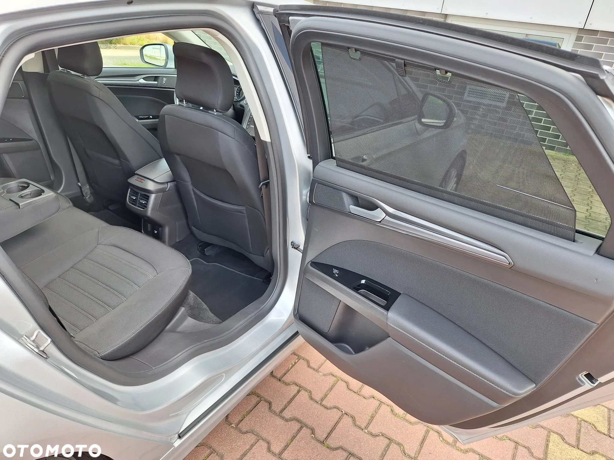 Ford Mondeo 2.0 EcoBlue Titanium - 26