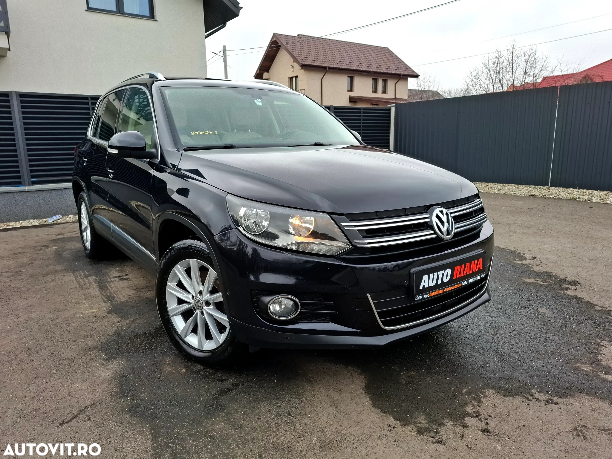 Volkswagen Tiguan 2.0 TDI DPF Sport & Style - 4