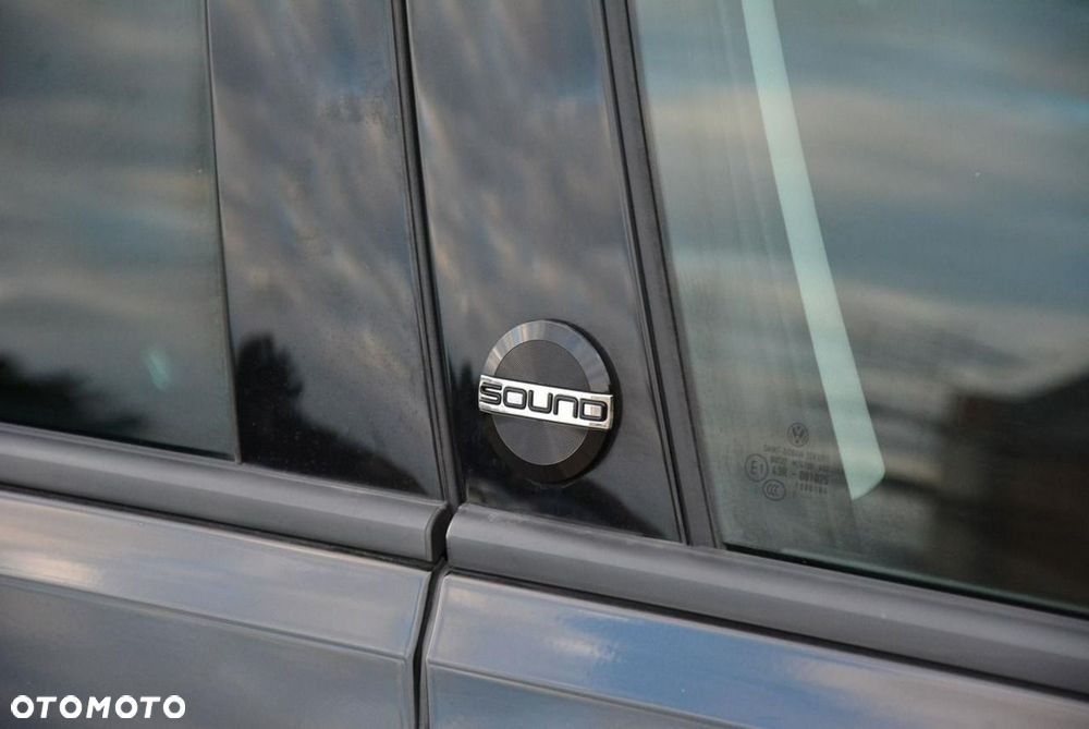 Volkswagen Golf 1.5 TSI ACT DSG Sound - 34