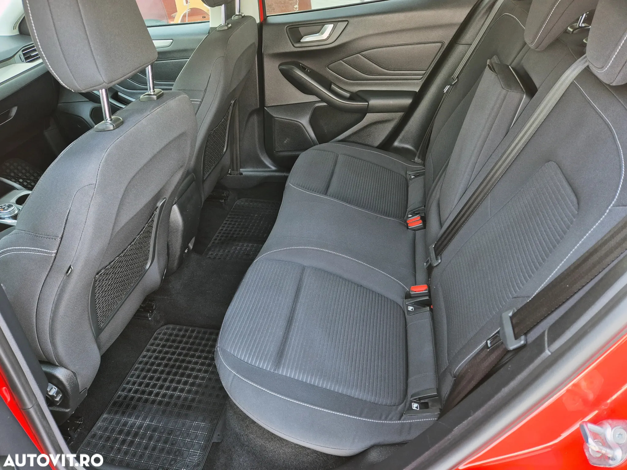 Ford Focus 2.0 EcoBlue Titanium Business - 20