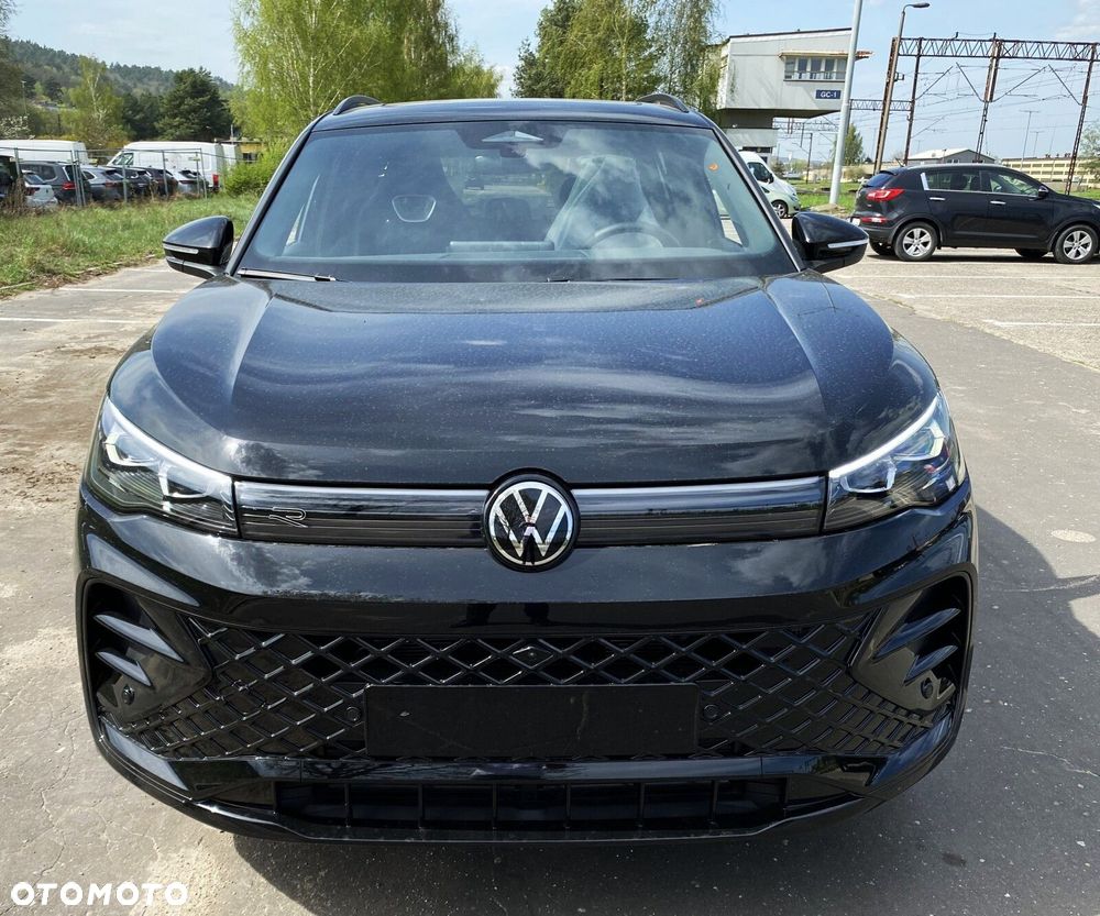 Volkswagen Tiguan - 4