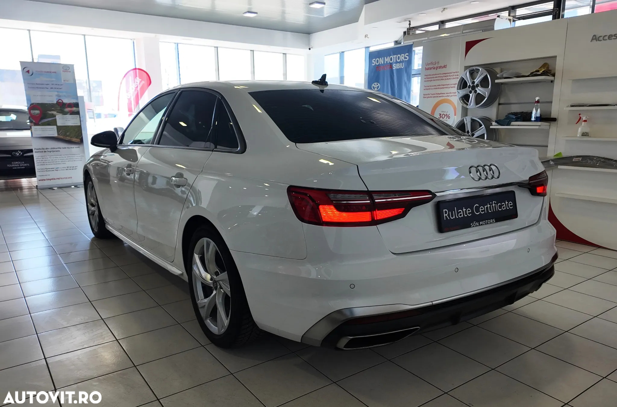Audi A4 40 TDI S tronic S line - 4