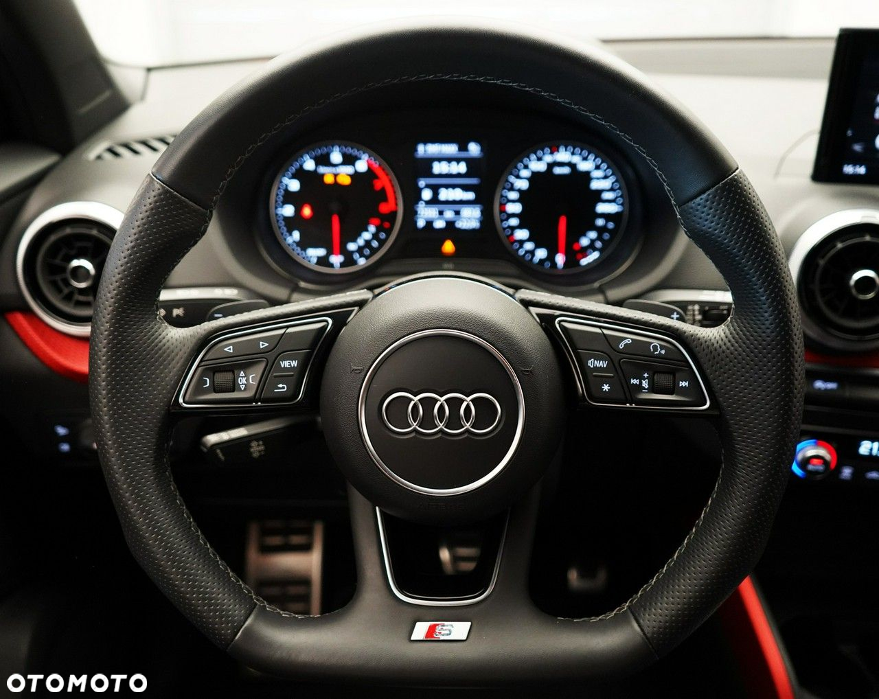 Audi Q2 - 25