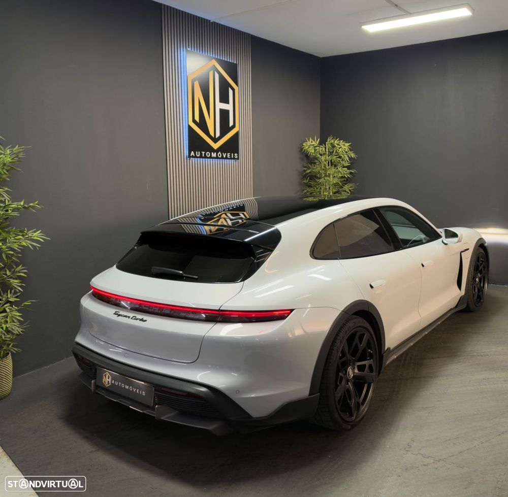 Porsche Taycan Sport Turismo Turbo - 4