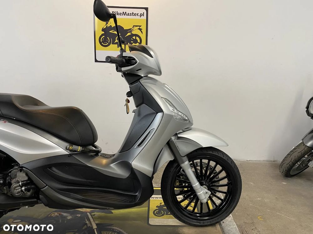 Piaggio Beverly - 7