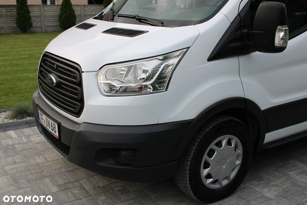 Ford Transit - 12