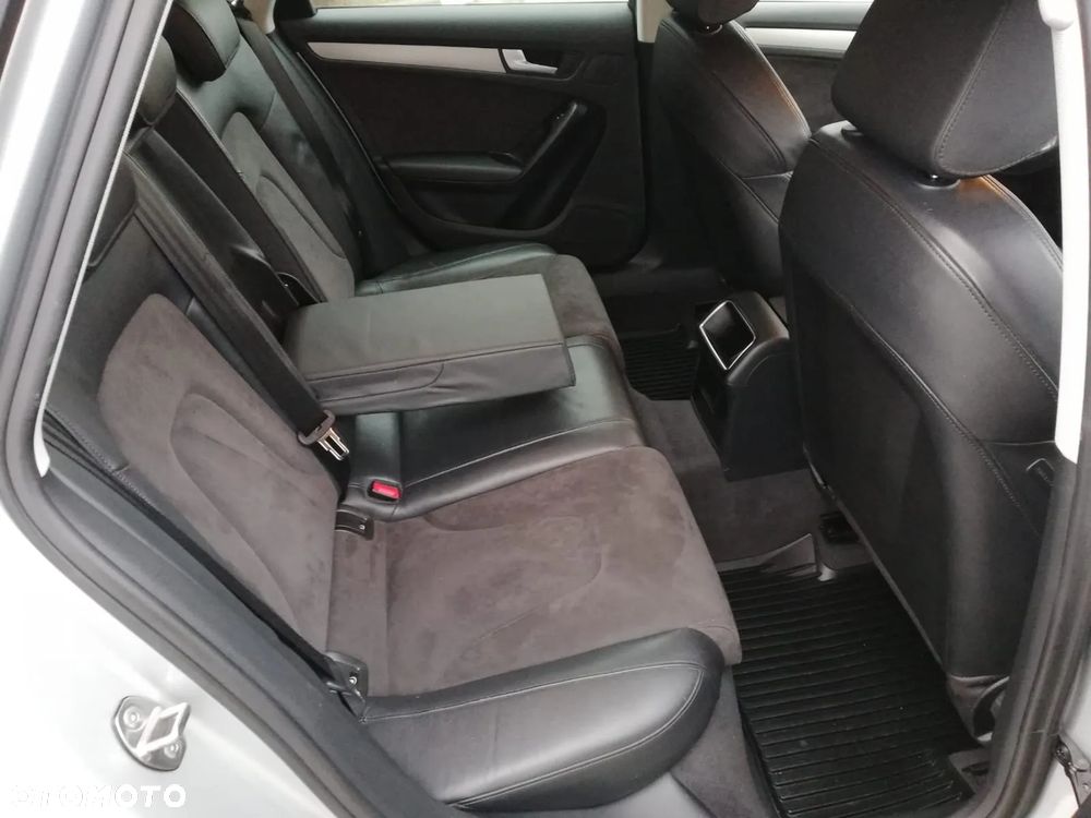 Audi A4 Avant 2.0 TDI DPF S line Sportpaket - 9