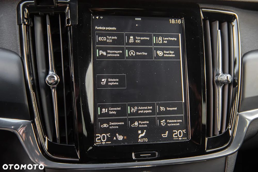 Volvo V90 - 21