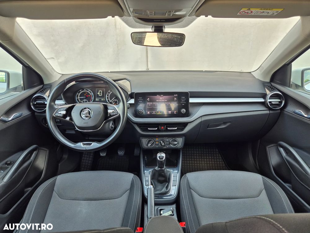 SKODA Fabia 2022 — imagine 13