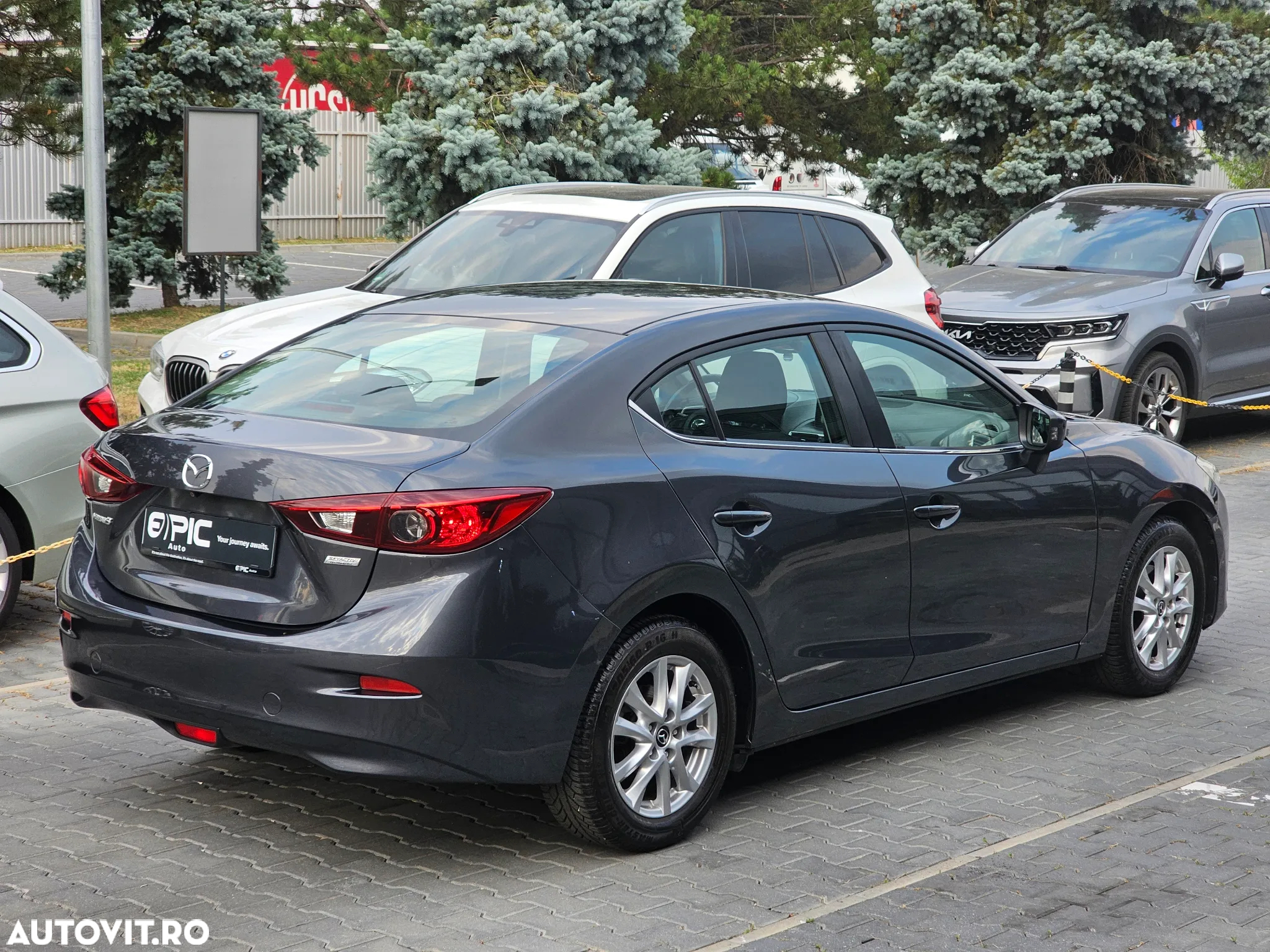 Mazda 3 - 6
