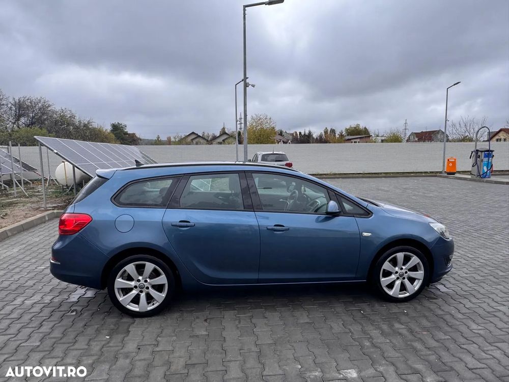 Opel Astra 1.6 CDTI ECOTEC Start/Stop Excite - 4