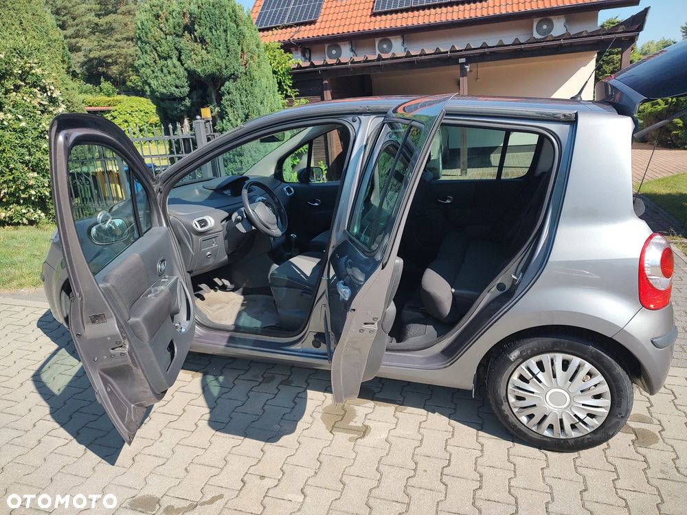 Renault Modus - 13