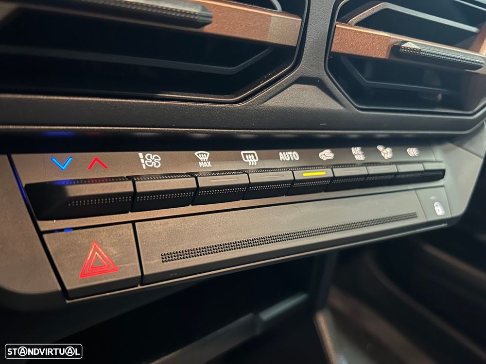 Dacia Duster 1.6 Hybrid Extreme - 33