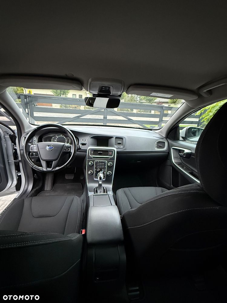Volvo V60 D4 Drive-E Kinetic - 8