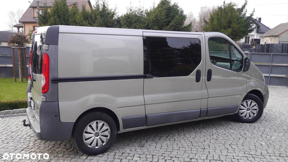 Renault TRAFIC - 4