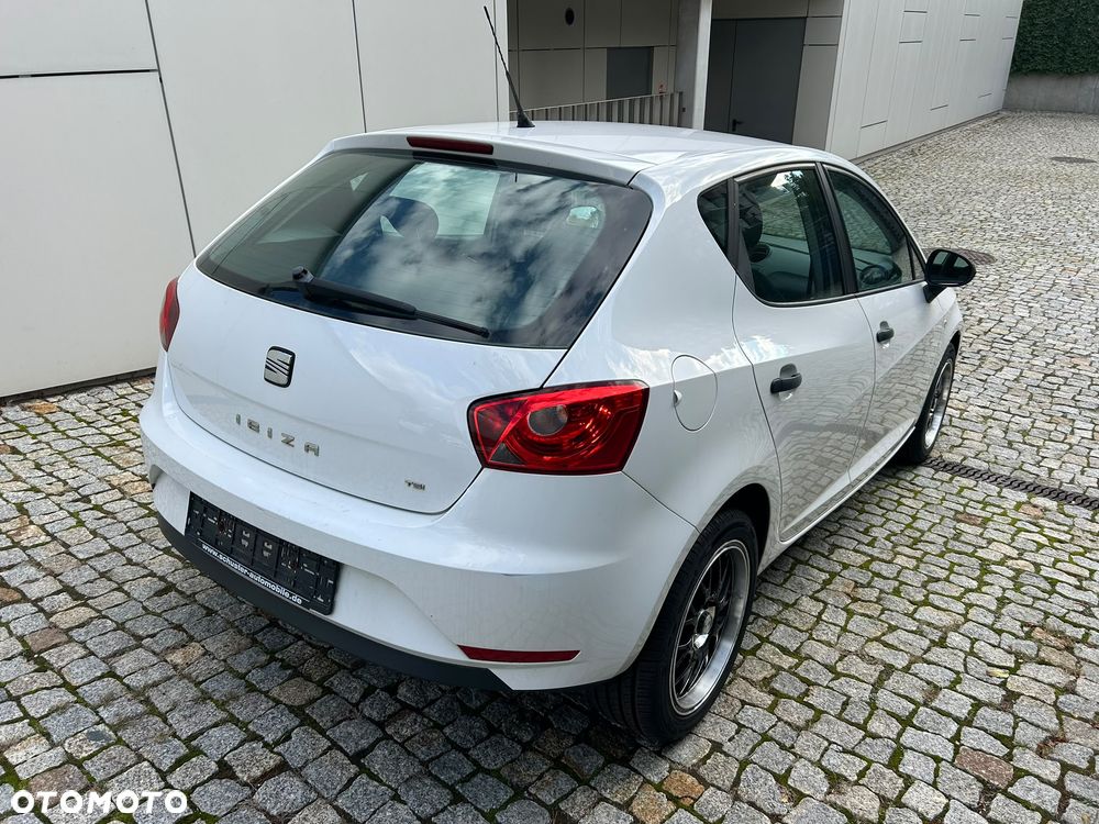 Seat Ibiza 2013 photo 3