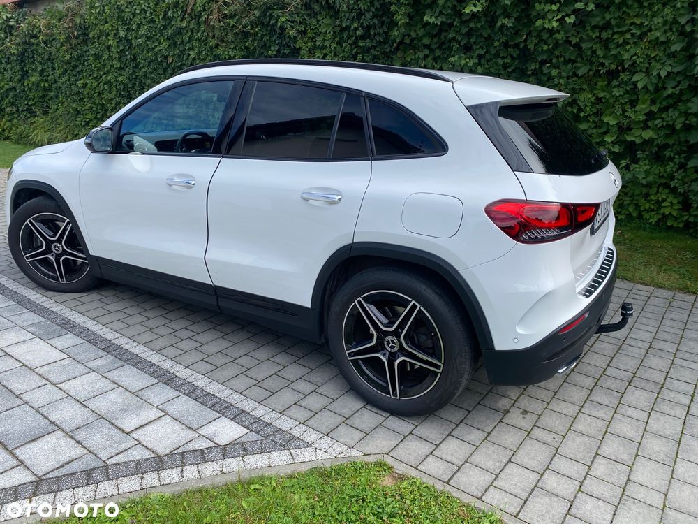 Mercedes-Benz GLA 250 4-Matic AMG Line - 2