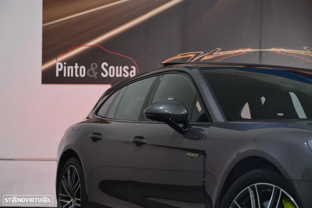 Porsche Panamera Sport Turismo Turbo S E-Hybrid - 22