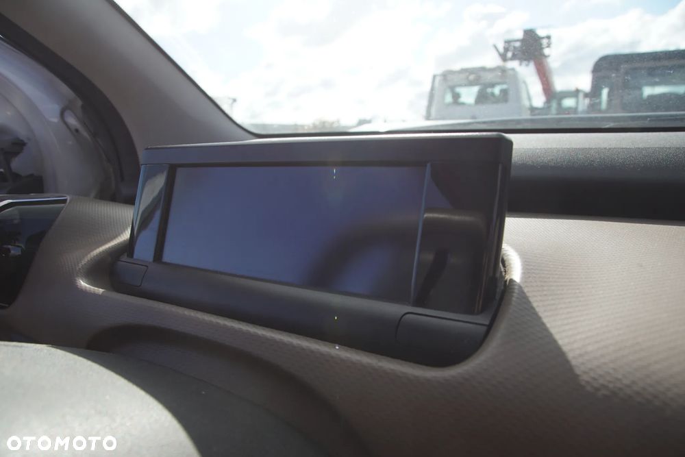 Auto na części - Citroen C4 Cactus 1.2 PureTech 110 KM HNZ 20ET25 EFC 2015R Silnik Skrzynia Drzwi Błotnik Zderzak Klapa Lampa Lusterko Klamka Szyba Deska Kokpit Sterownik Moduł Czujnik Licznik Wyświetlacz Panel Kierownica - 13