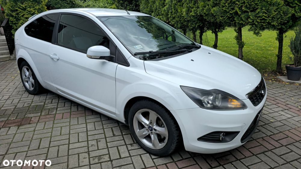 Ford Focus 1.8 FF Trend - 9