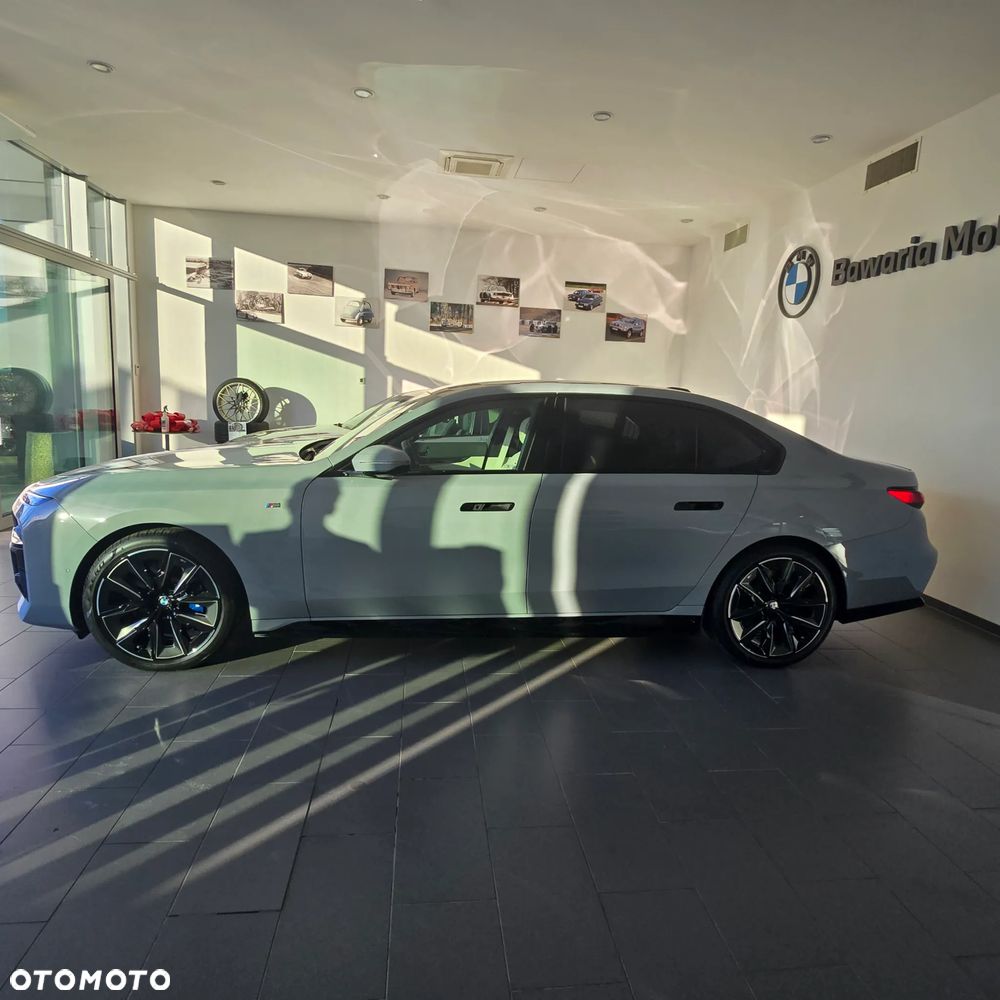BMW i7 105.7kWh xDrive60 M Sport - 14