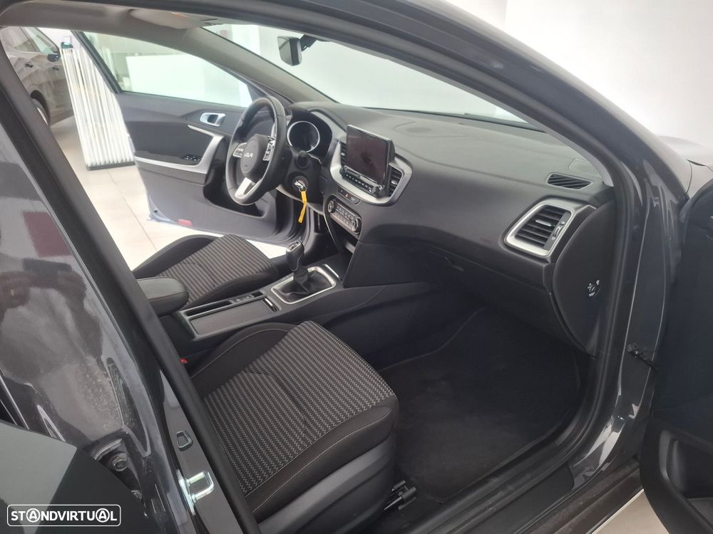 Kia XCeed 1.0 T-GDI Dynamic - 8
