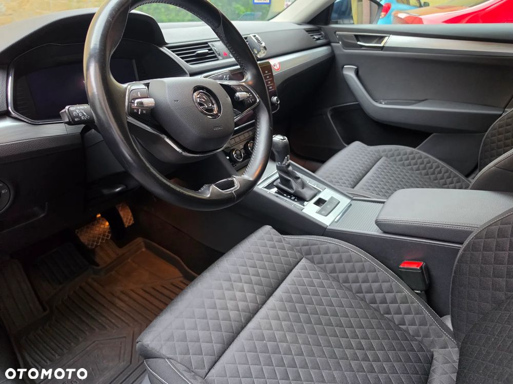 Skoda Superb 1.5 TSI Ambition DSG - 5