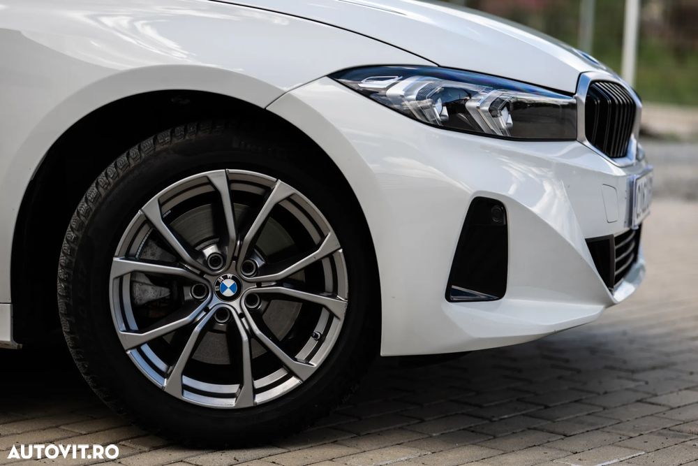 BMW Seria 3 330i Aut. Luxury Line - 19