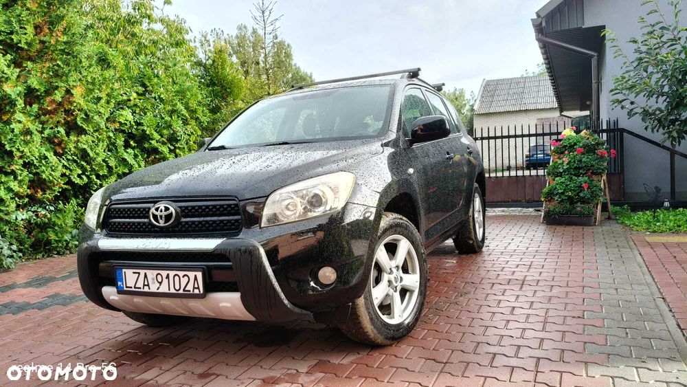 Toyota RAV4 - 2