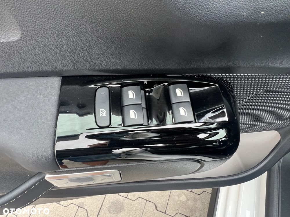 Citroën C3 1.2 PureTech Shine - 15
