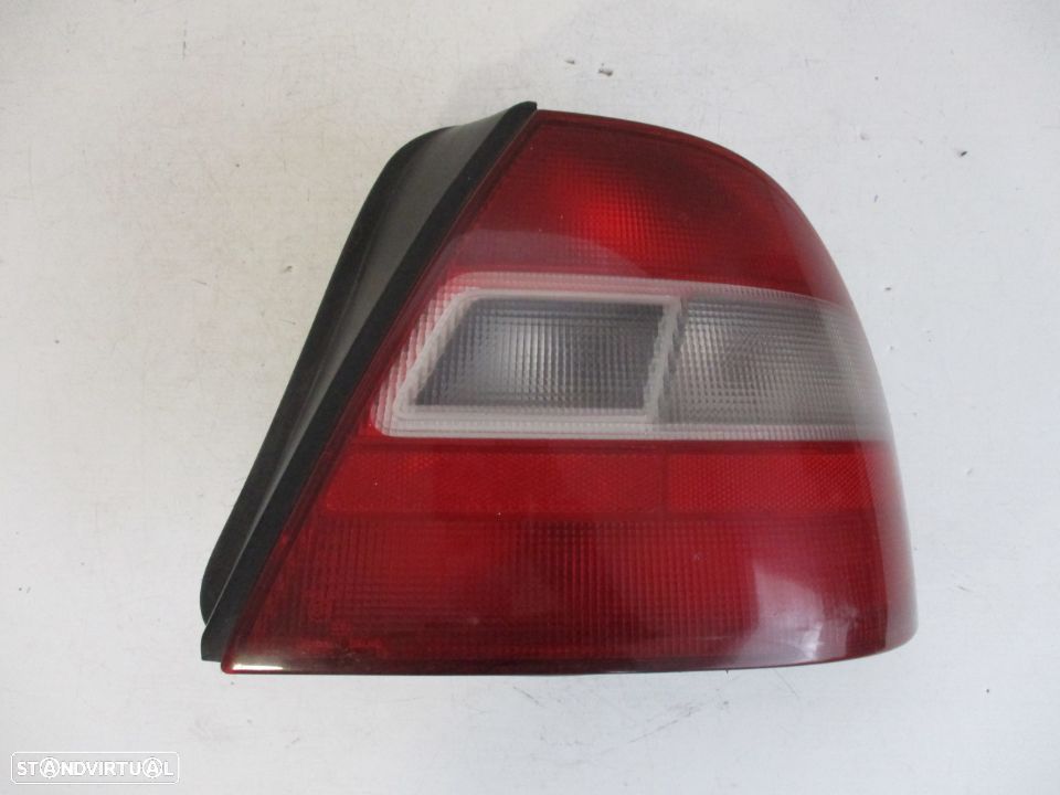 Farol Farolim Tras Honda Civic 5 portas 1998 a 2000 - 1