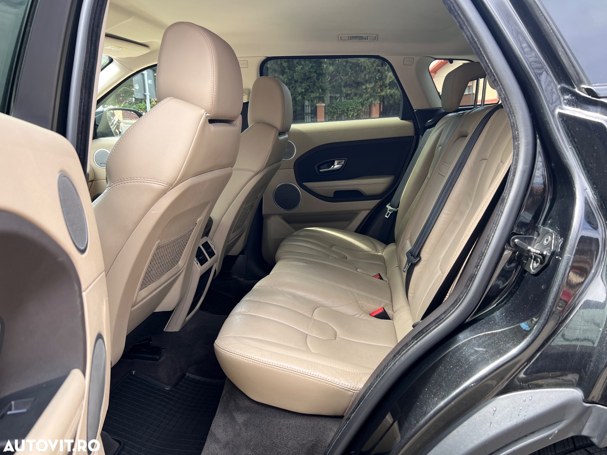 Land Rover Range Rover Evoque - 8