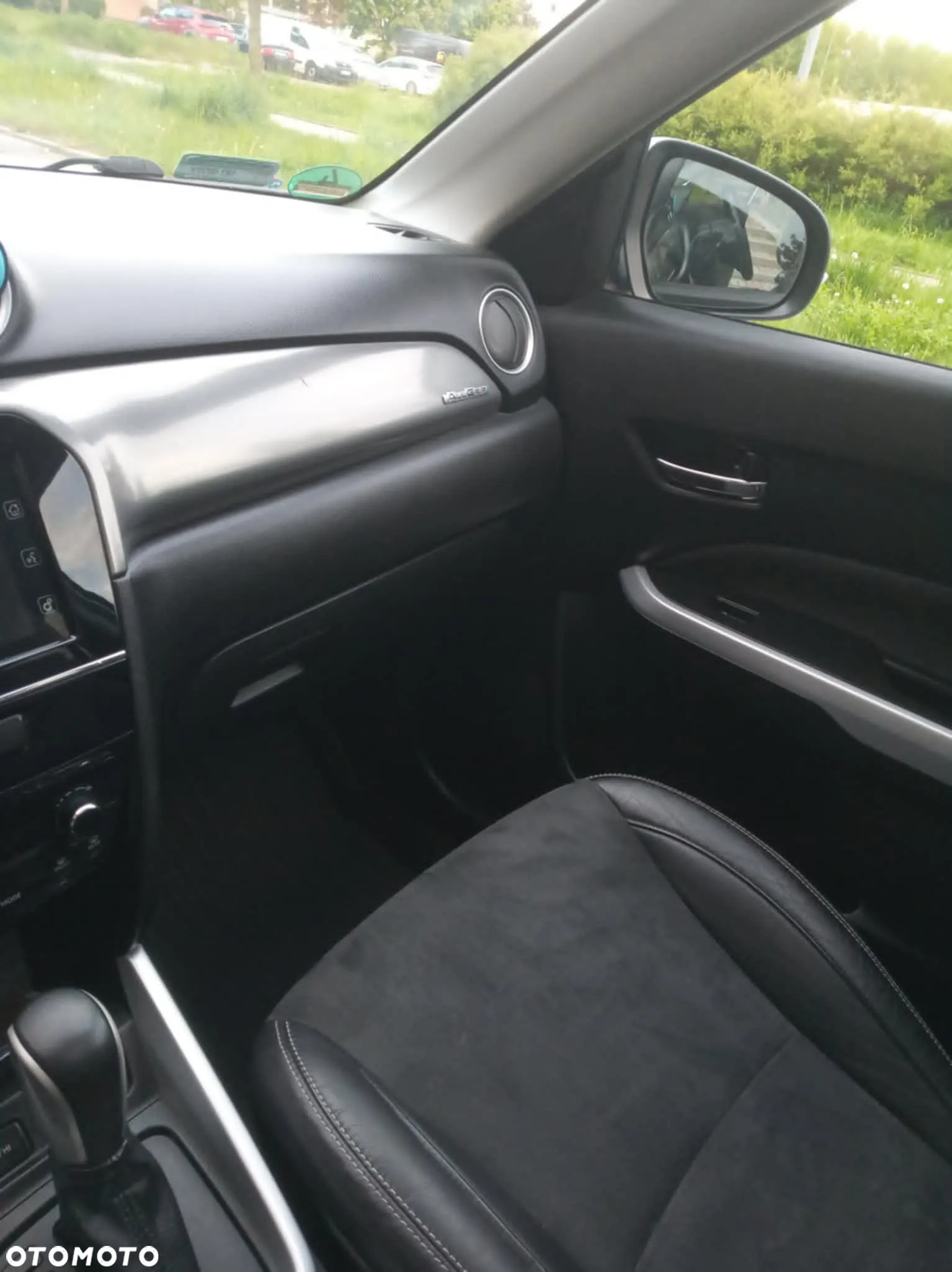 Suzuki Vitara 1.6 XLED SUN 4WD - 11
