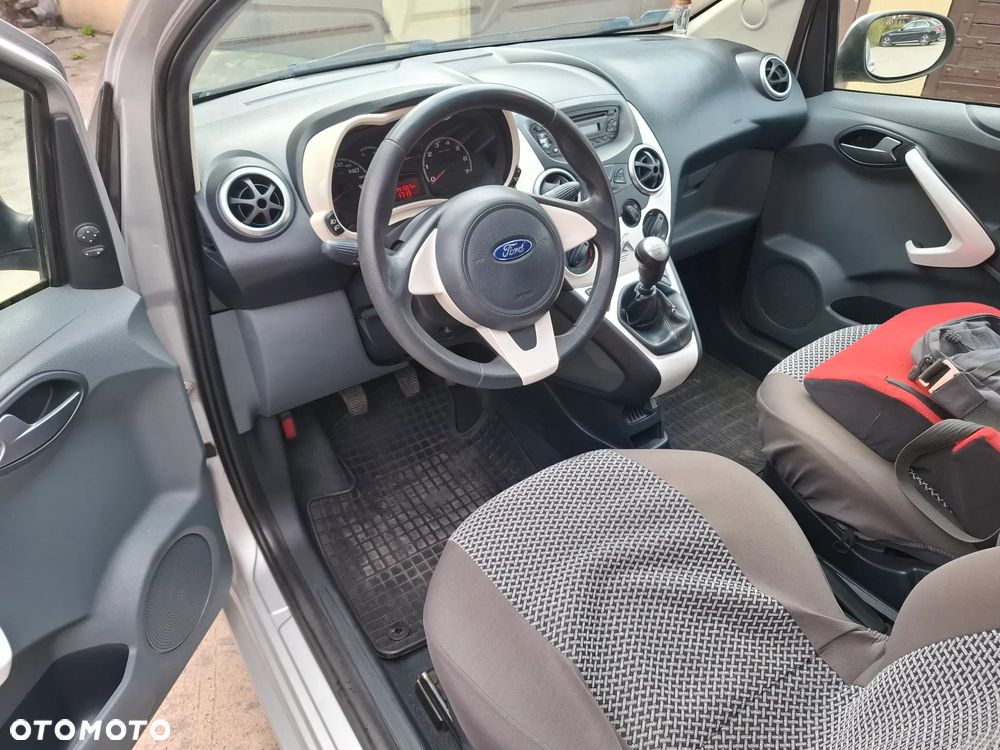 Ford KA 1.2 Ambiente - 9