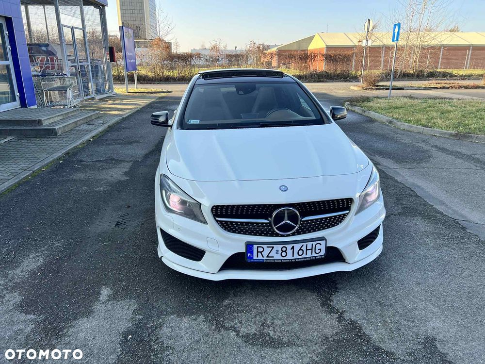 Mercedes-Benz CLA 200 CDI 7G-DCT AMG Line - 10