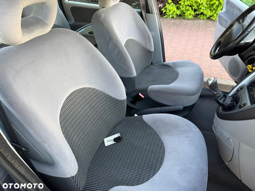 Citroën Xsara Picasso 1.6 16V Impress - 12