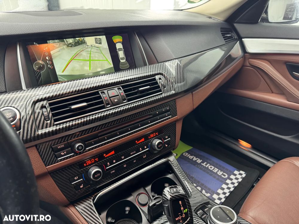 BMW Seria 5 525d xDrive Aut. Luxury Line - 26