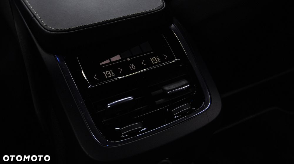 Volvo S90 B4 B R-Design - 39