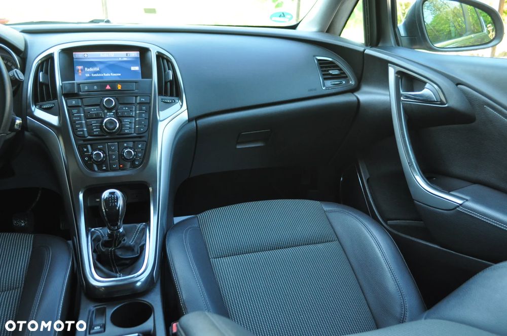 Opel Astra 1.4 Turbo Cosmo - 26
