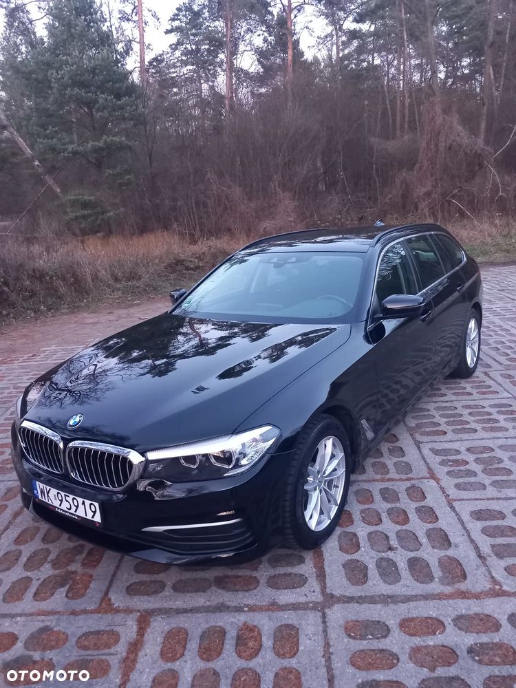 BMW Seria 5 520d Sport Line - 10